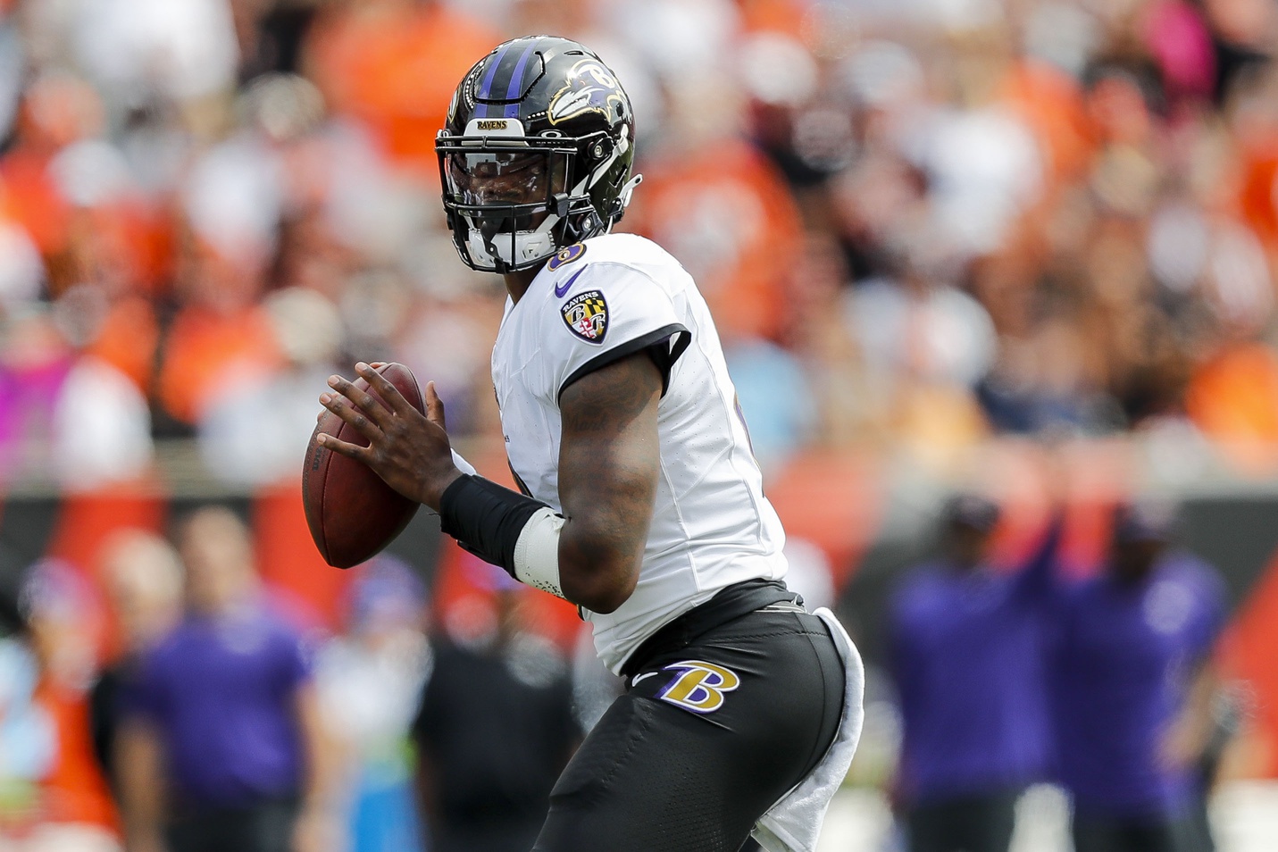 Colts vs. Ravens Prediction, Picks, Odds Today: Baltimore Looks To