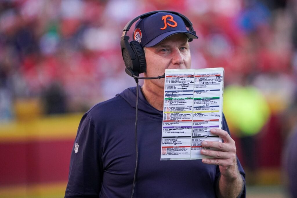 Matt Eberflus fails the Chicago Bears: Yet must he remain head coach? - On  Tap Sports Net