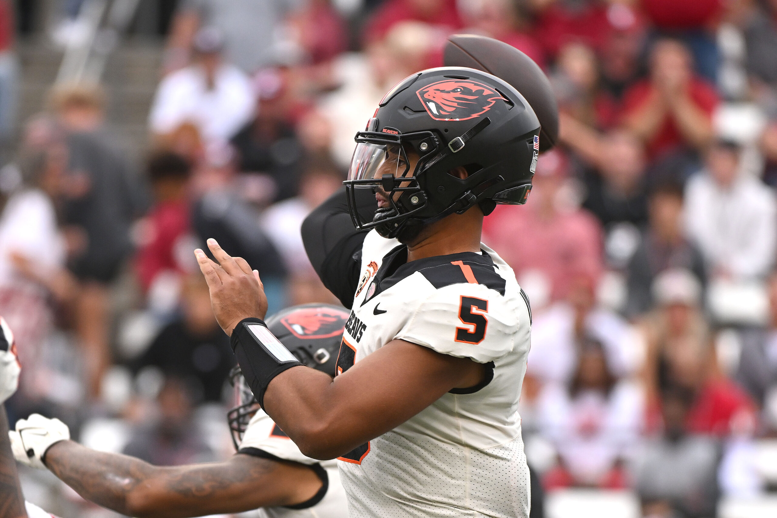 Clemson QB DJ Uiagalelei transferring to Oregon State as five-star prospect  attempts to reset career 