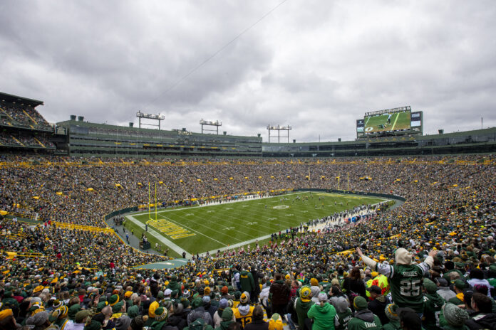A general view as the Green Bay Packers play the New York Jets in the first quarter at Lambeau Field.