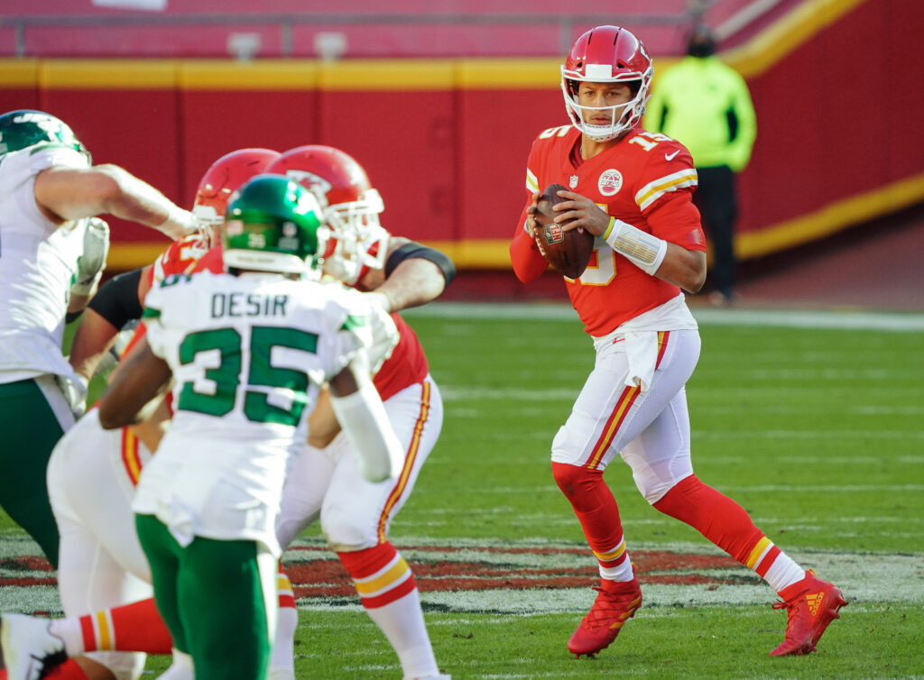 NFL Picks Week 4: Eagles, Chiefs, Niners best Survivor picks