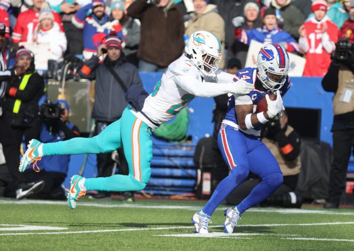 Buffalo Bills WR Stefon Diggs (14) catches a deep pass against the Miami Dolphins.