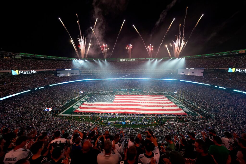 From Giants to Jets: Morphing MetLife Stadium 