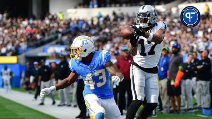 Raiders News: Davante Adams back to full strength & injury report