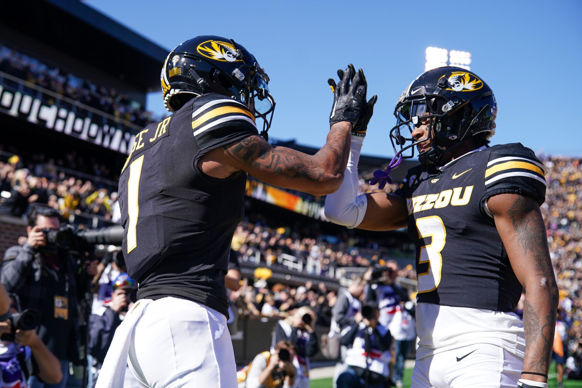 Brady Cook, Luther Burden Excelling for Missouri Tigers