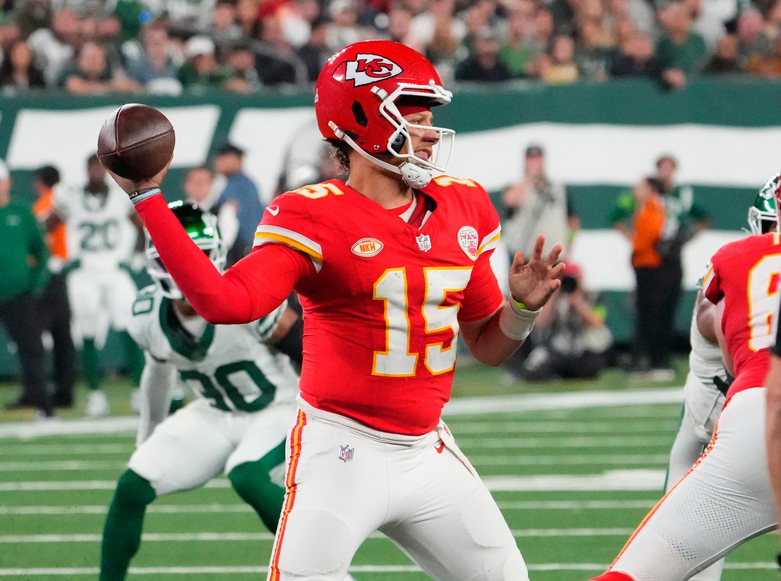 NFL Week 13 round-robin moneyline parlay: Value analysis with big underdogs