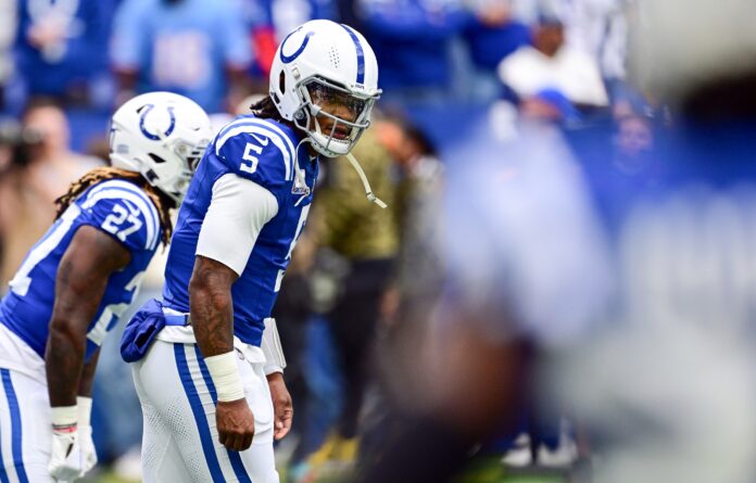 Colts warmup to play the New York Jets