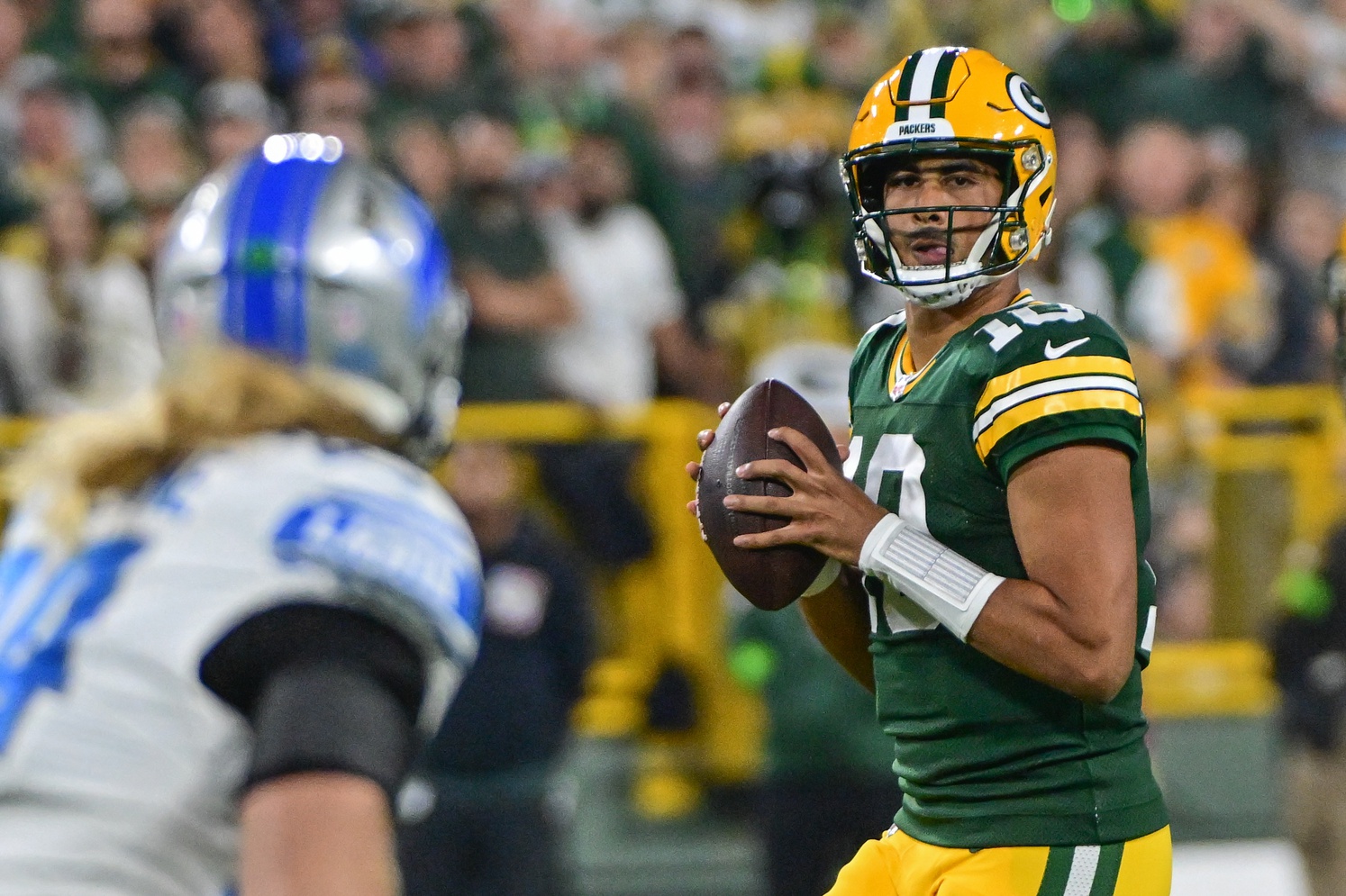 Monday Night Football Tonight Who Plays TV Channel Start Time Live 