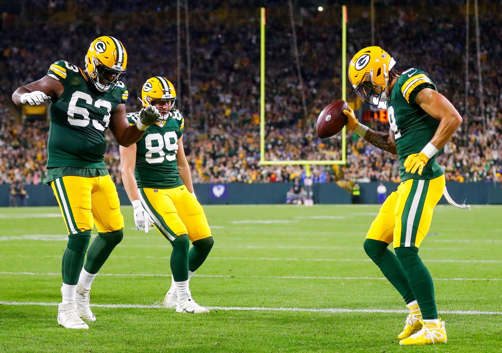 NFL Week 18 same-game parlay picks: Bet on the Green Bay Packers' passing  game to feast on the Detroit Lions, NFL and NCAA Betting Picks