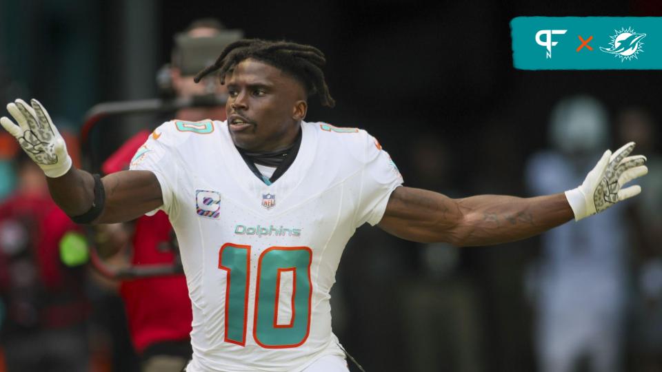 Signed Tyreek Hill jersey : r/miamidolphins