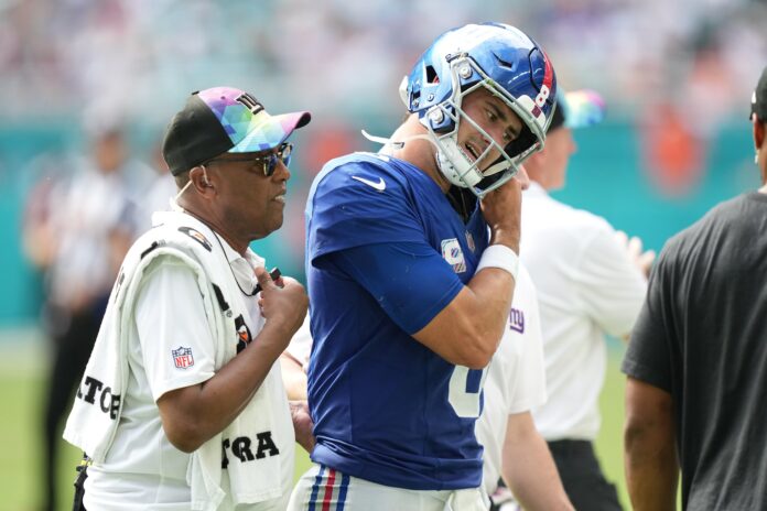 Giants, Jets quarterback situations not looking good heading into season