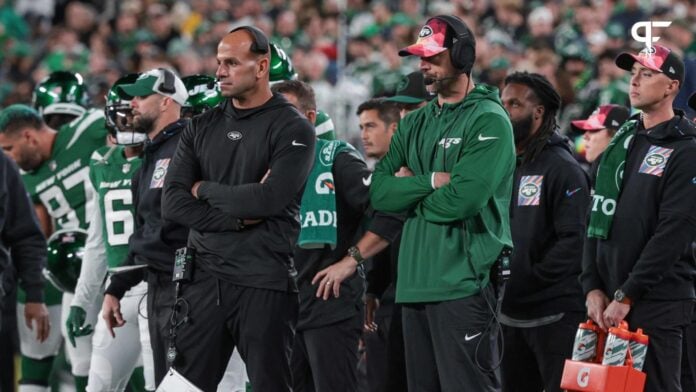 He Is on a Mission' - Jets HC Robert Saleh Opens Up About Aaron Rodgers'  Injury Progress