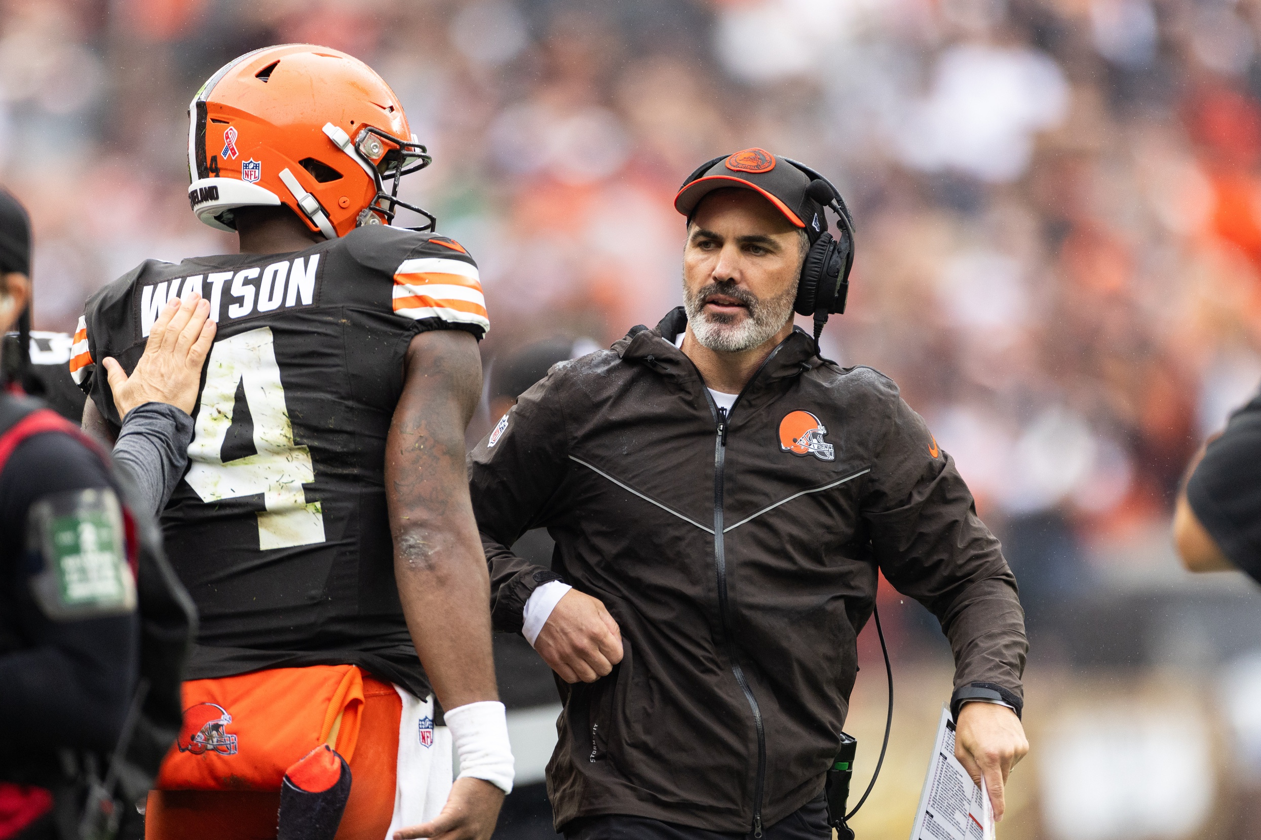 NFL Trade Rumors: Are the Browns Going To Be Buyers or Sellers at the  Deadline?