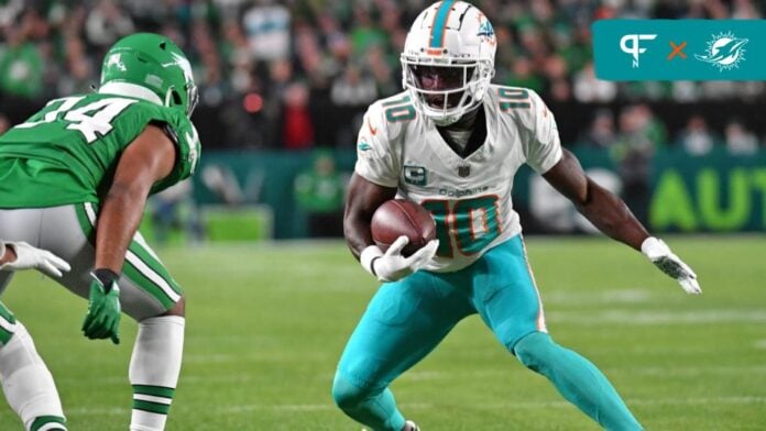 NFL injuries: Tyreek Hill seen in walking boot after Dolphins' loss to Jets