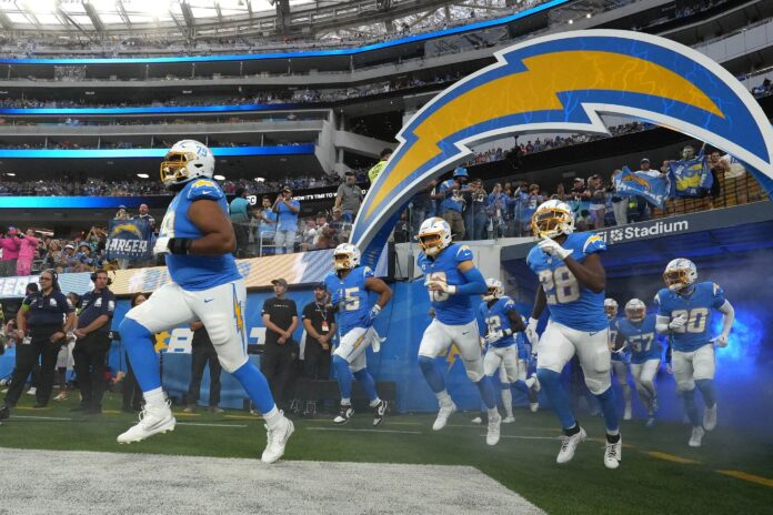 Los Angeles Chargers bate o New York Jets no Monday Night Football com  ótima atuação da defesa