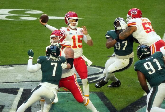 Kansas City Chiefs QB Patrick Mahomes (15) throws a pass against the Philadelphia Eagles during the Super Bowl.