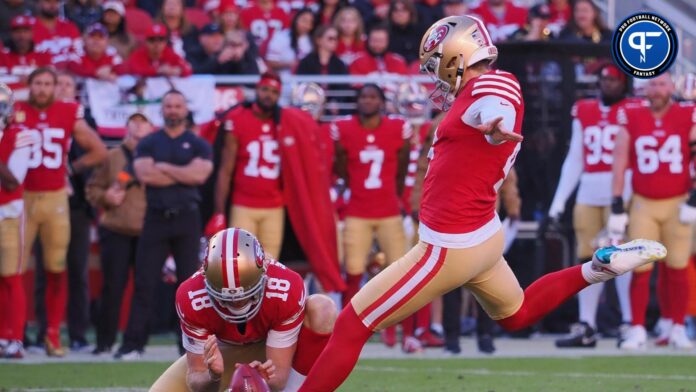 Jake Moody (4) kicks a field goal with a hold from punter Mitch Wishnowsky (18) during the second quarter at Levi's Stadium.