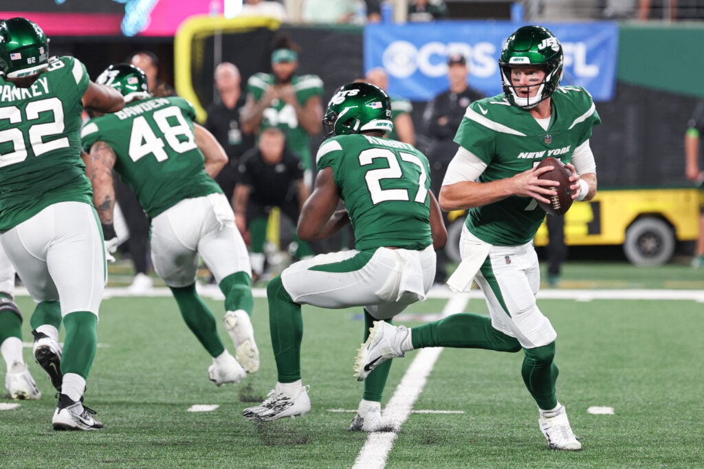 Jets QB Depth Chart: Zach Wilson Demoted, Tim Boyle and Trevor Siemian