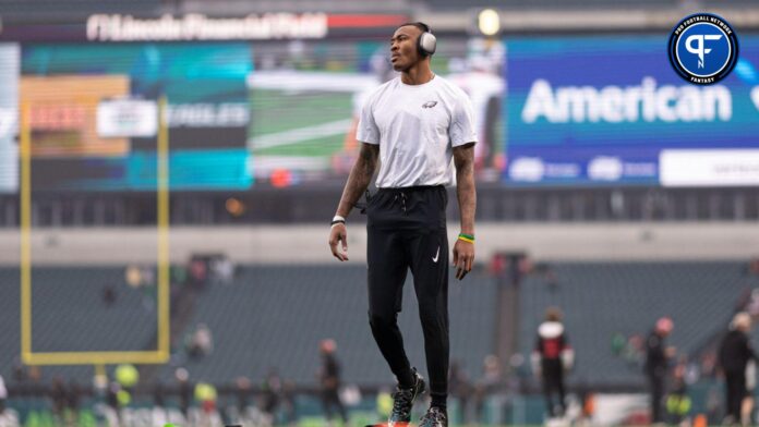 Philadelphia Eagles wide receiver DeVonta Smith warms up before action against the San Francisco 49ers at Lincoln Financial Field.