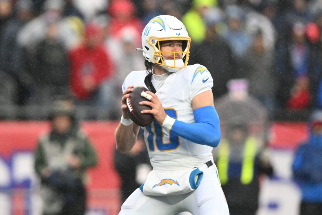 Justin Herbert Injury Update What We Know About the Chargers QB