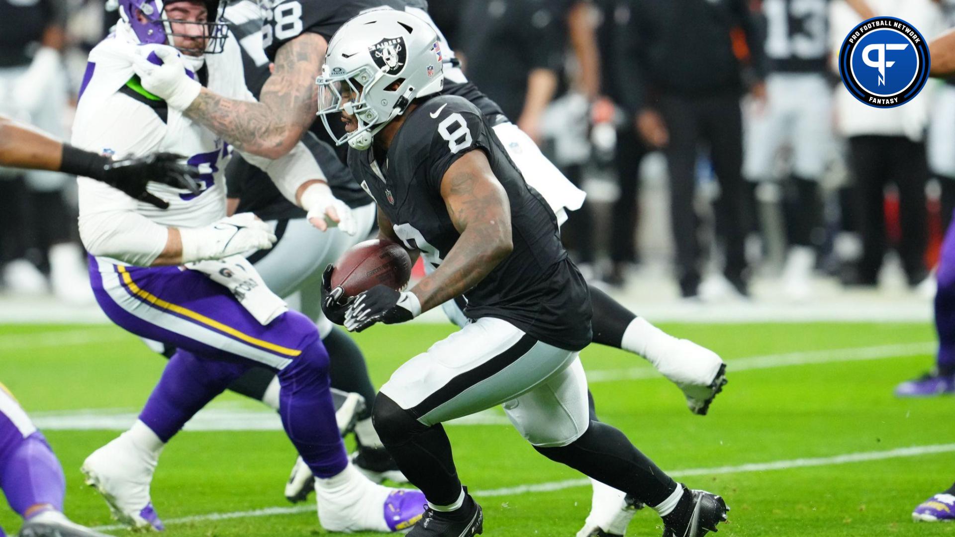 Josh Jacobs Week 15 Start/Sit Fantasy Outlook for Raiders RB vs. Chargers