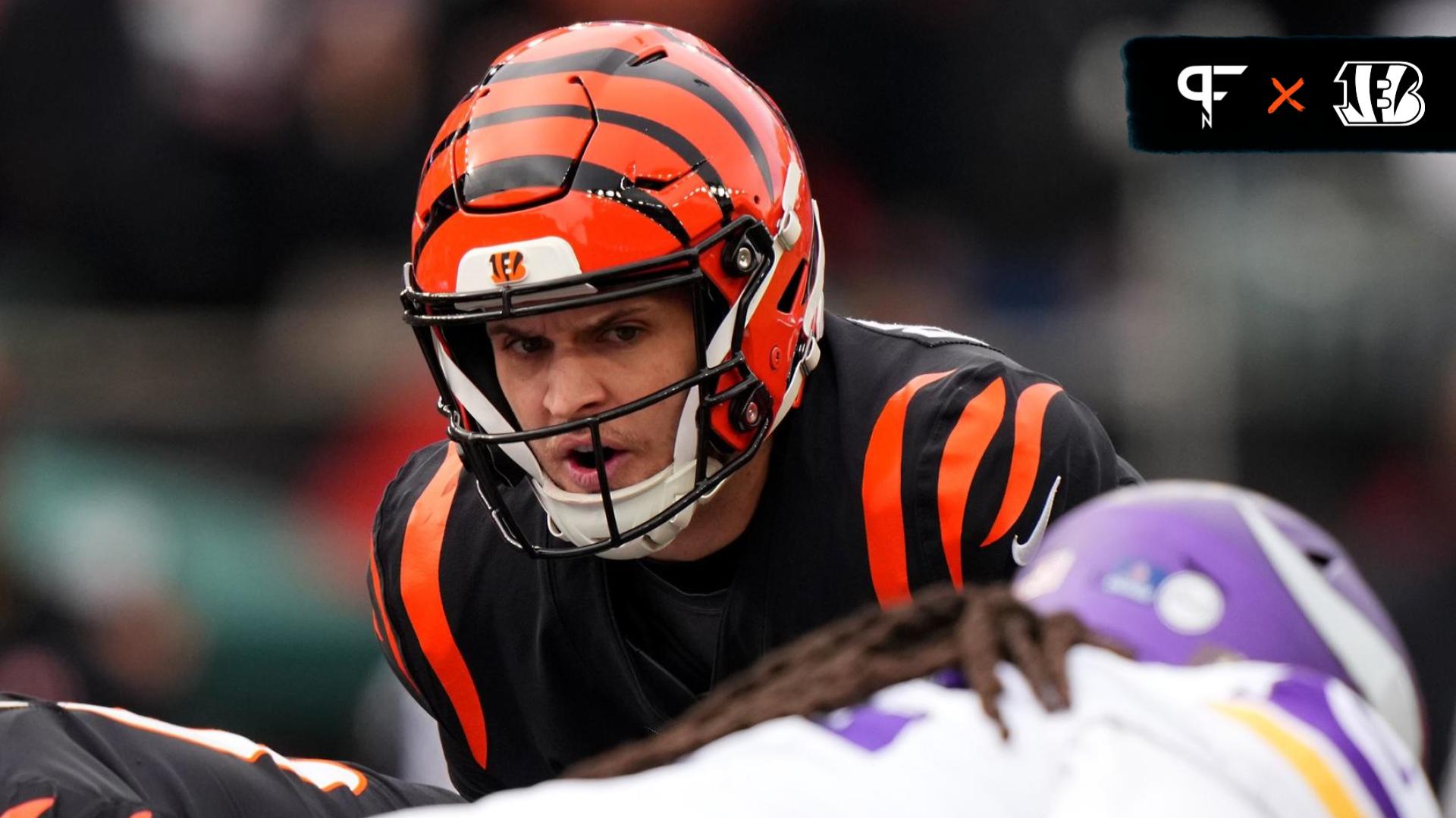 Cincinnati Bengals quarterback Jake Browning (6) prepares to take the snap in in the first quarter of the game against the Minnesota Vikings at Paycor Stadium.