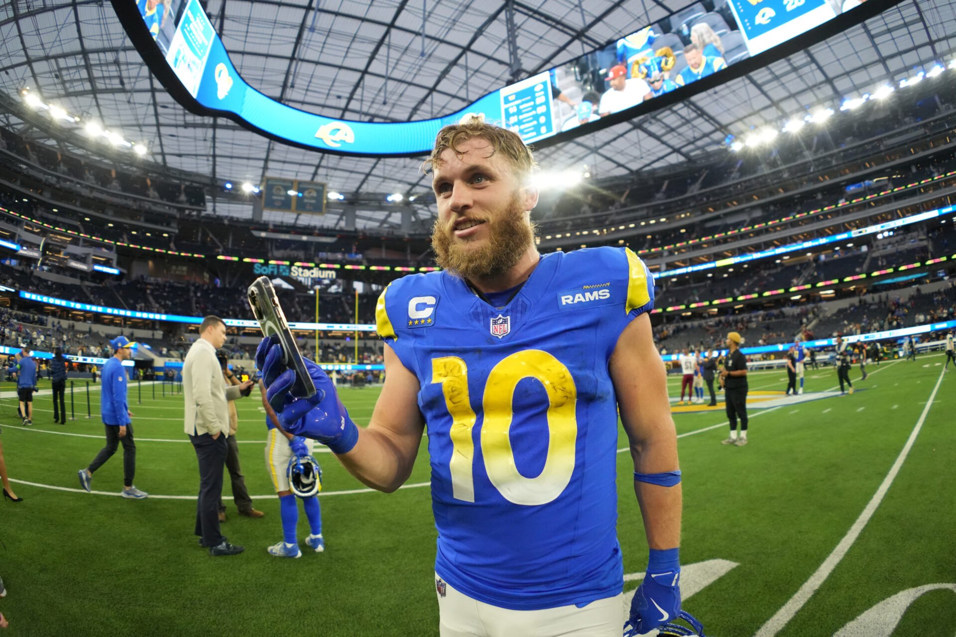 Los Angeles Rams wide receiver Cooper Kupp (10) leaves the field after the game against the Washington Commanders at SoFi Stadium.