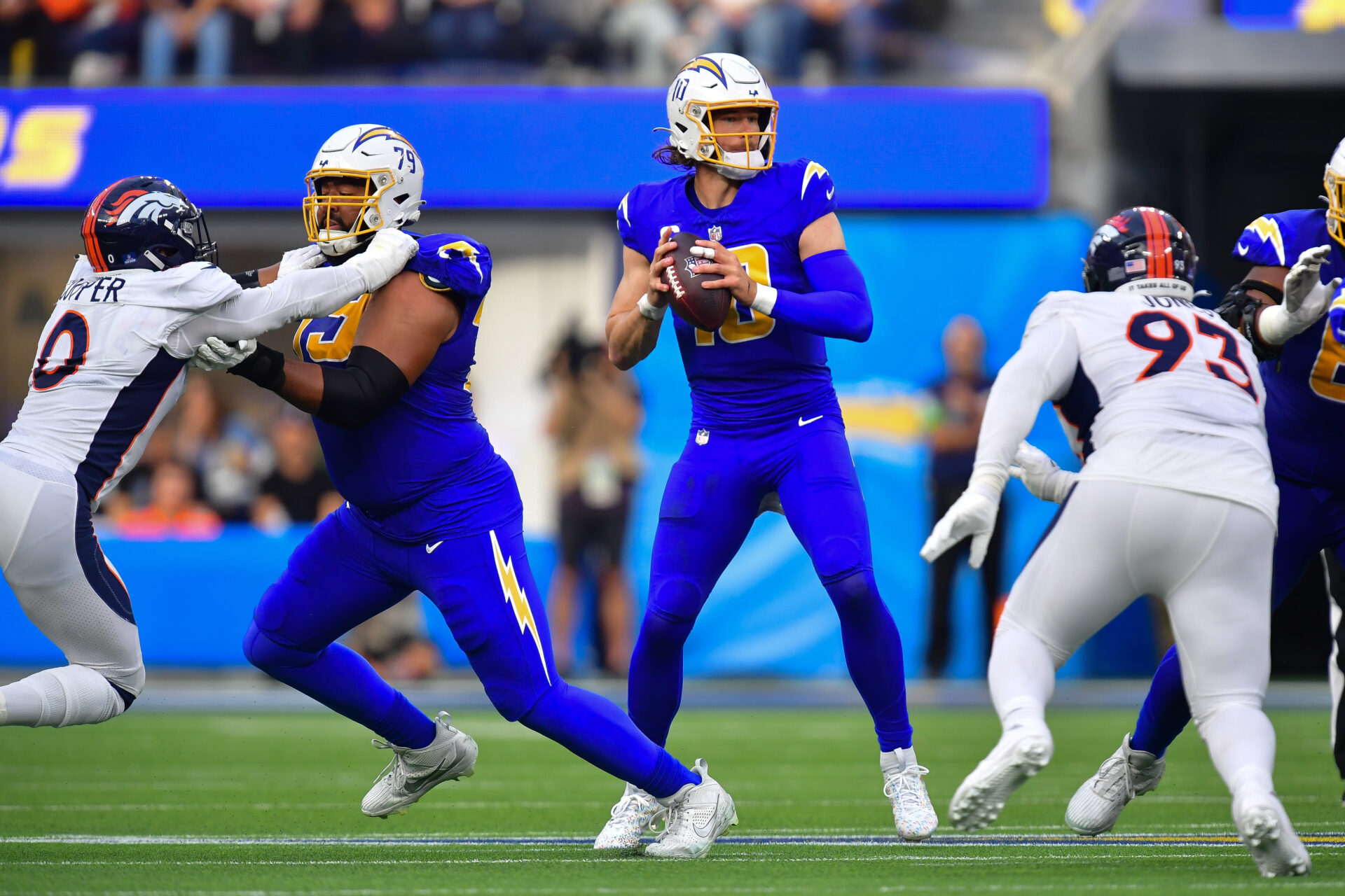 How Long Is Justin Herbert Out For? Chargers QB Remains Sidelined With ...