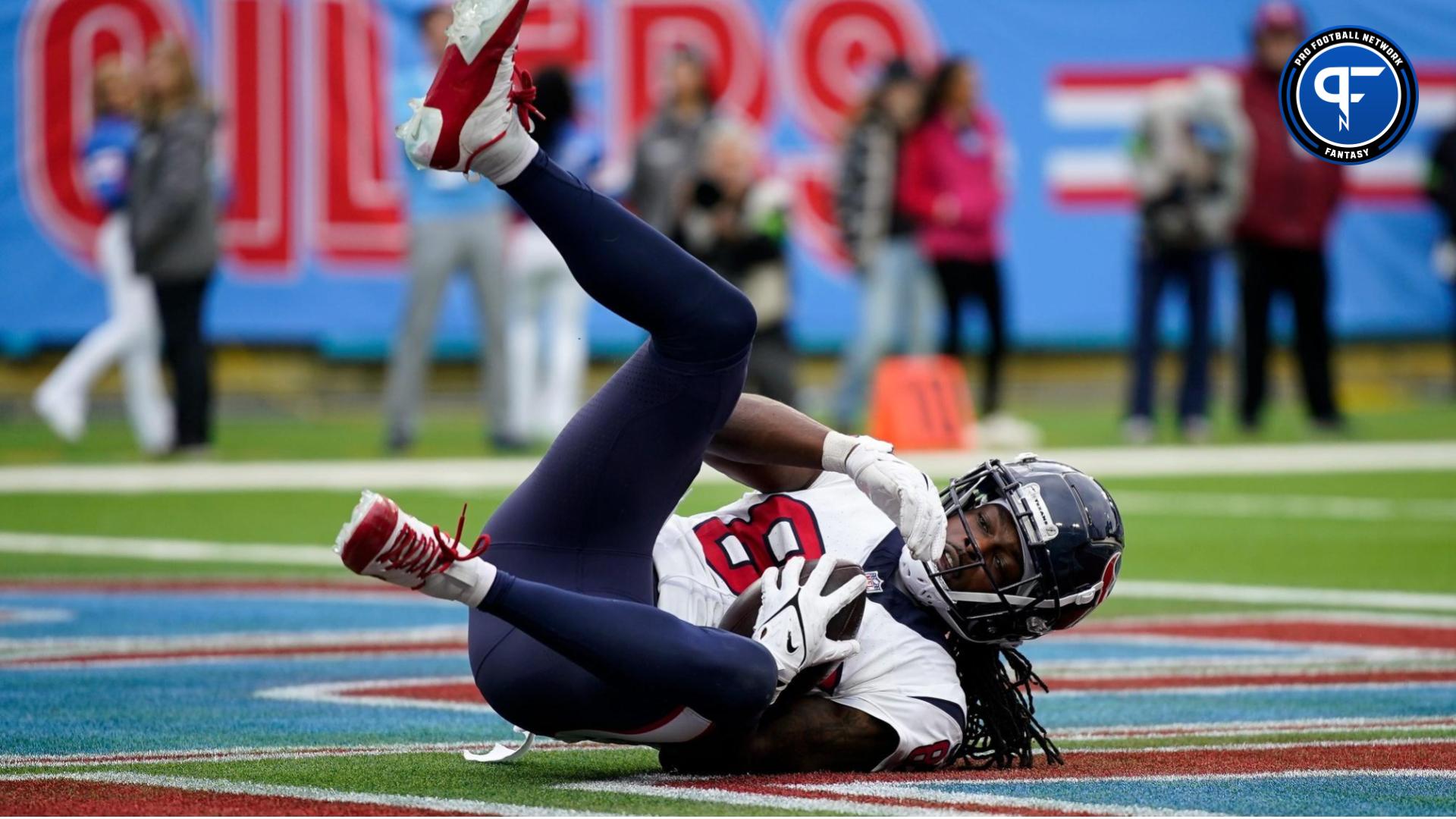 Noah Brown (85) lands in the end zone for a touchdown against the Tennessee Titans during the fourth quarter at Nissan Stadium.