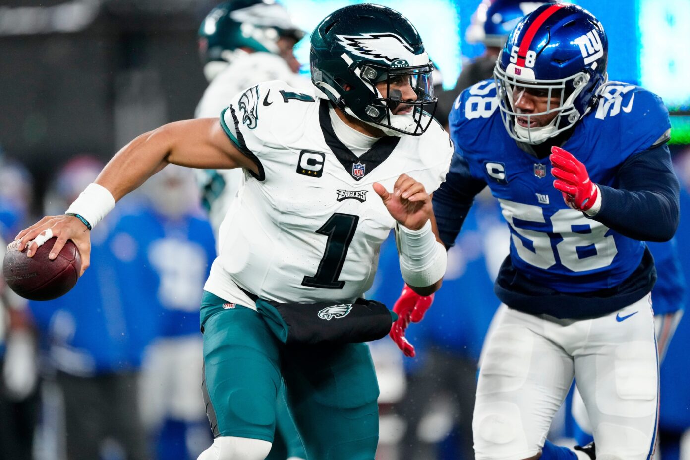 Jalen Hurts Injury Update: Will Eagles QB Play Monday Night Against ...