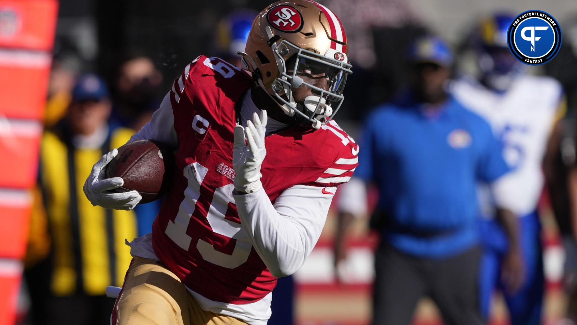San Francisco 49ers WR Deebo Samuel (19) runs after the catch against the Los Angeles Rams.