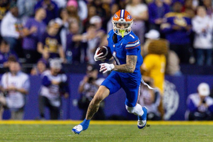 Florida Gators WR Ricky Pearsall (1) runs after the catch against LSU.