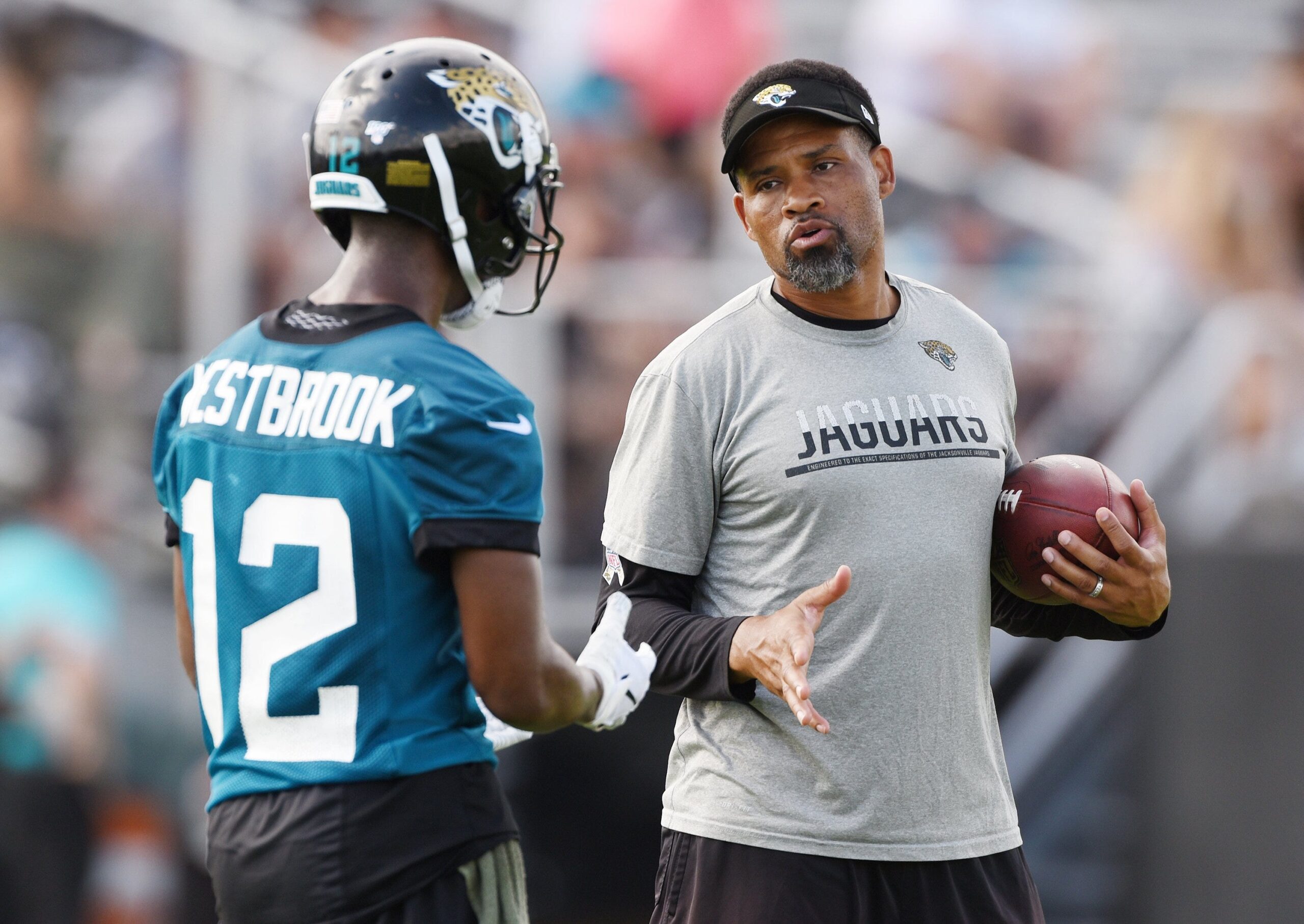Who Is Keenan McCardell? Former Jaguar Turned NFL Pro Bowl Offensive Coordinator Dede Westbrook gets instructions from wide receivers coach Keenan McCardell during Tuesday morning's minicamp session. The Jacksonville Jaguars held their first day of 2019 mandatory minicamp at the practice fields by TIAA Bank Field.