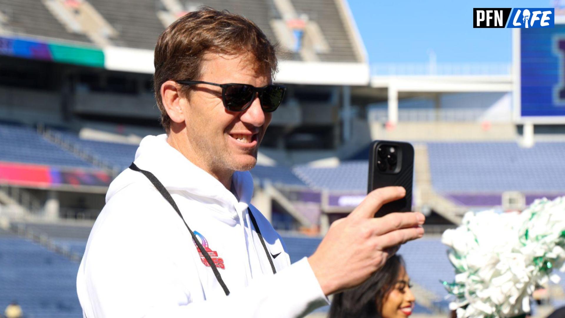 NFC head coach Eli Manning participates in the AFC versus NFC Pro Bowl practice and media day at Camping World Stadium.