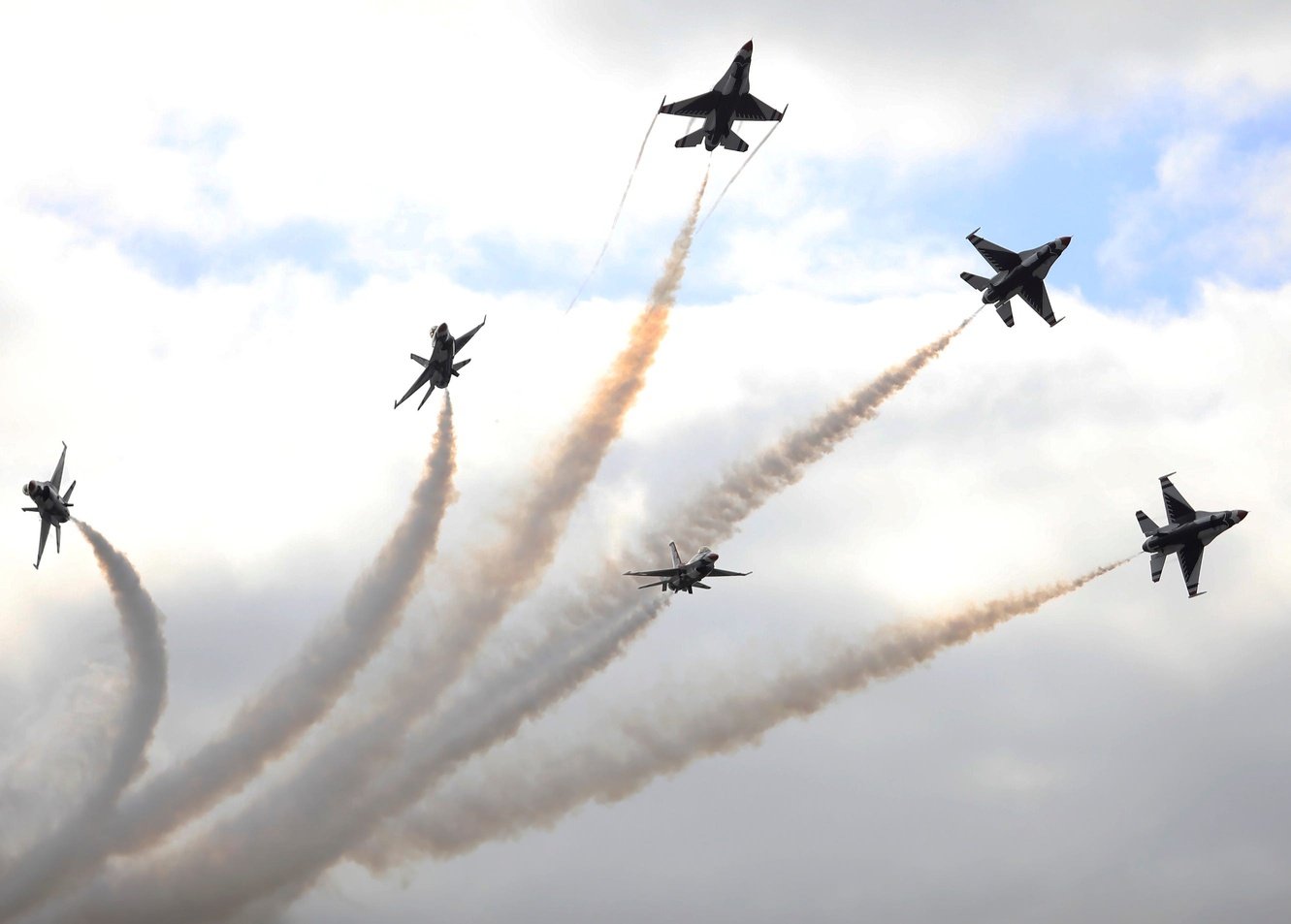 United States Air Force Thunderbirds do practice runs before the start of the Daytona 500.