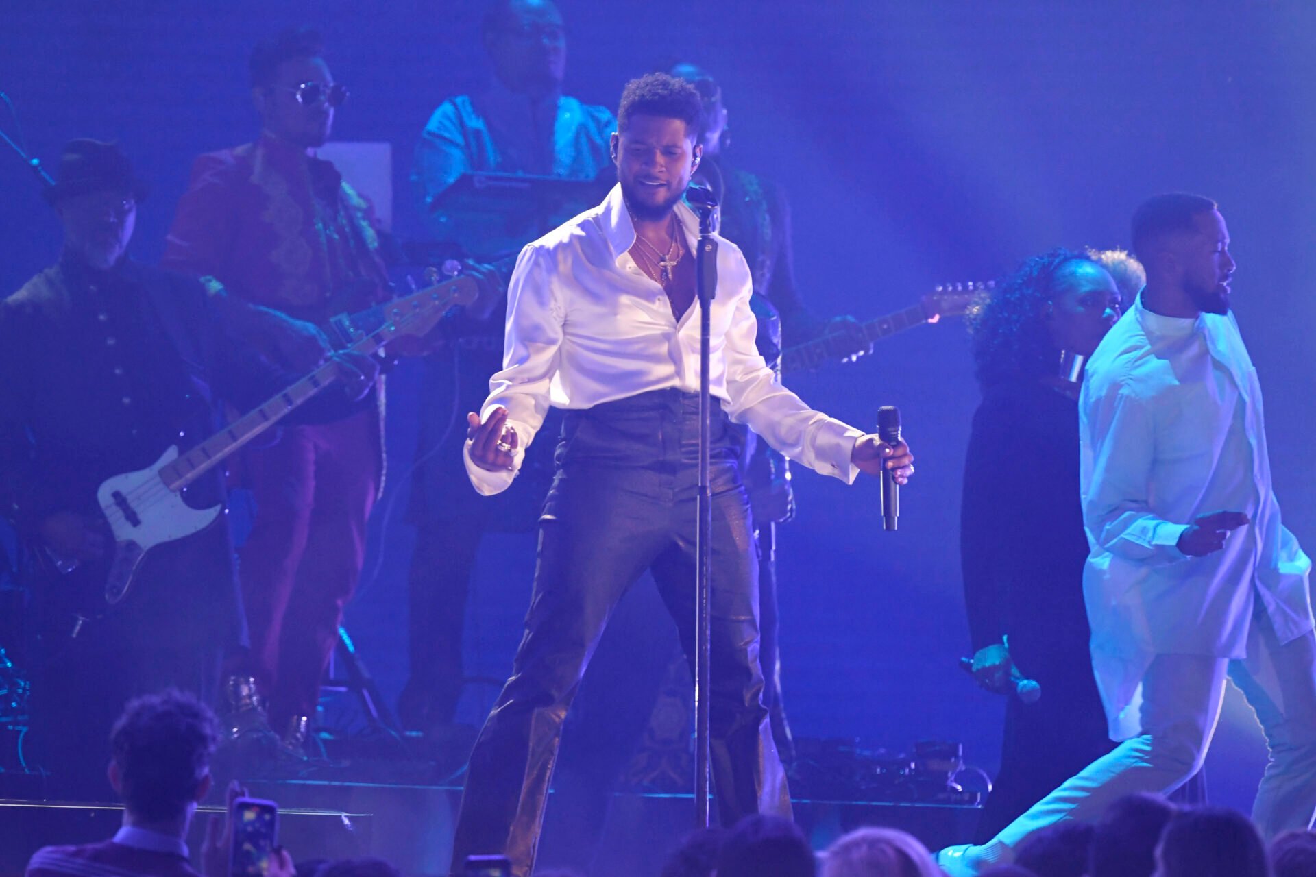 Usher performs a Prince tribute during the 62nd annual GRAMMY Awards on Jan. 26, 2020 at the STAPLES Center in Los Angeles, Calif.