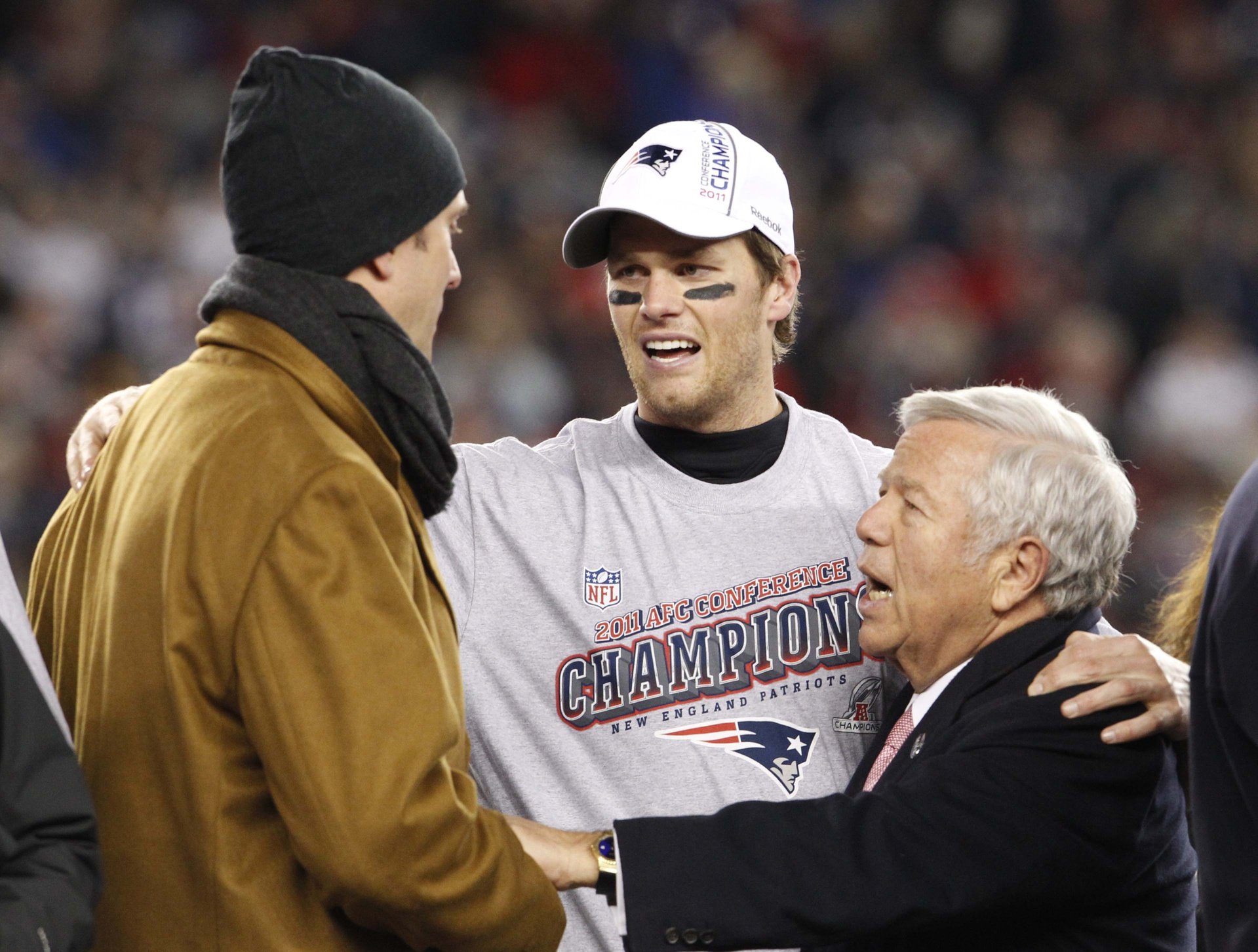 Drew Bledsoe vs. Tom Brady Careers Compared: Examining the 2 Patriots ...