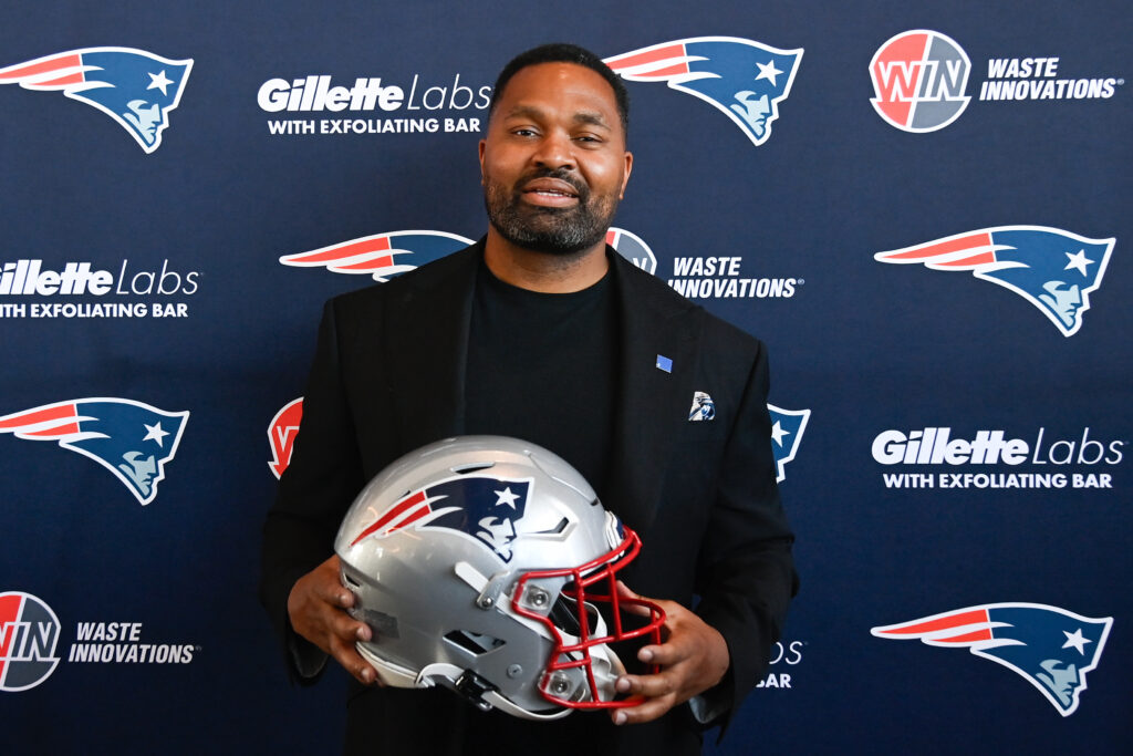 How Patriots, Jerod Mayo Set New Standard While Introducing Coaching Staff