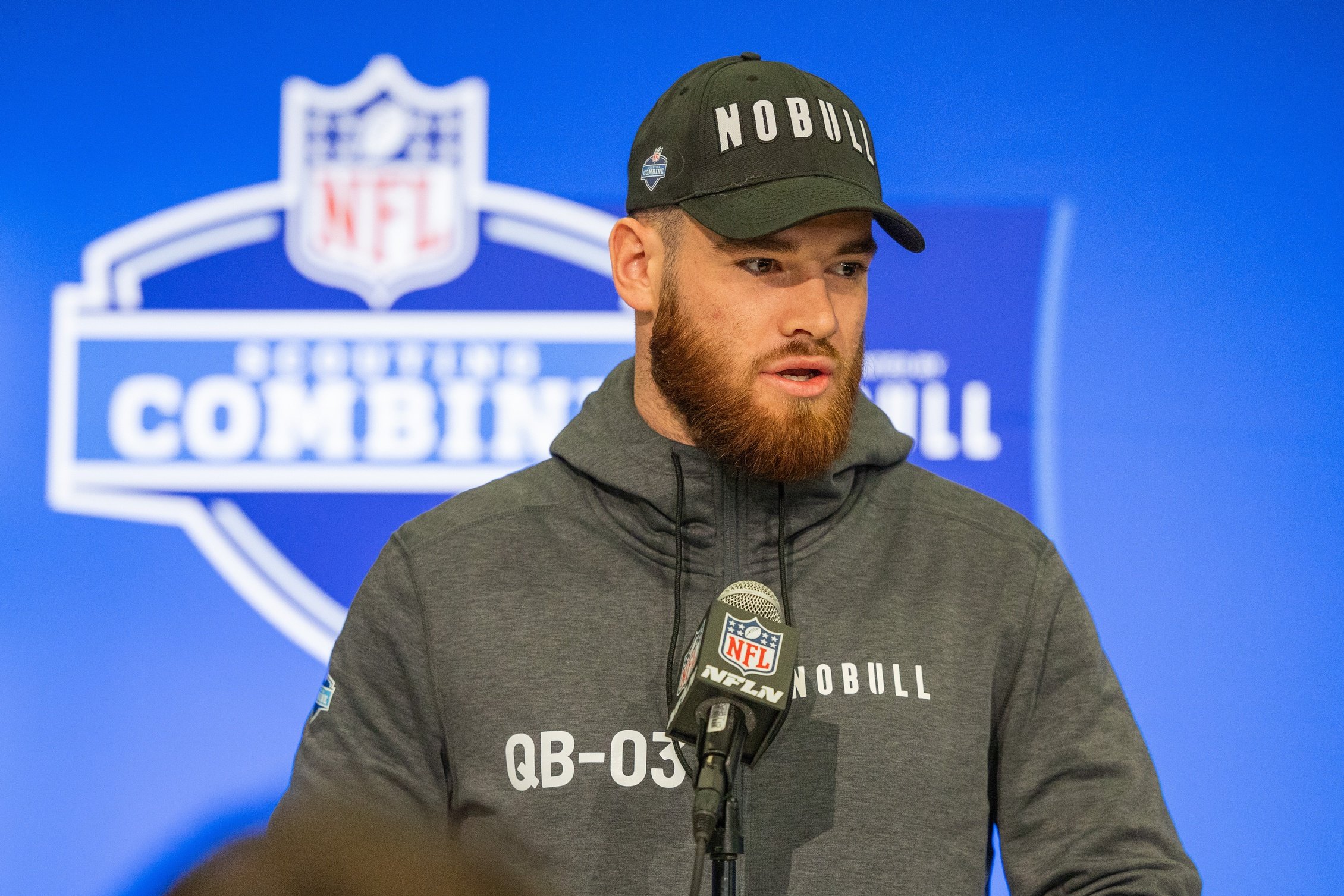 Dotson'S 40 Time: Nfl Scouts React - re5i7yv