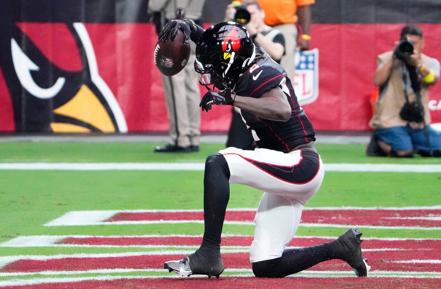 kansas-city-chiefs-news-march-15-chiefs-sign-hollywood-brown-nfl