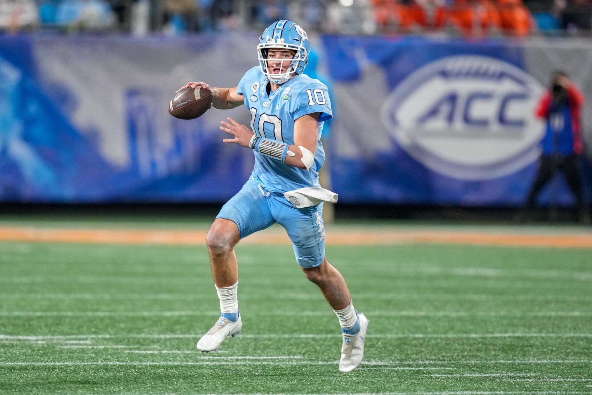 NFL Draft Rumors Giants Targeting Drake Maye in a Potential Trade Up