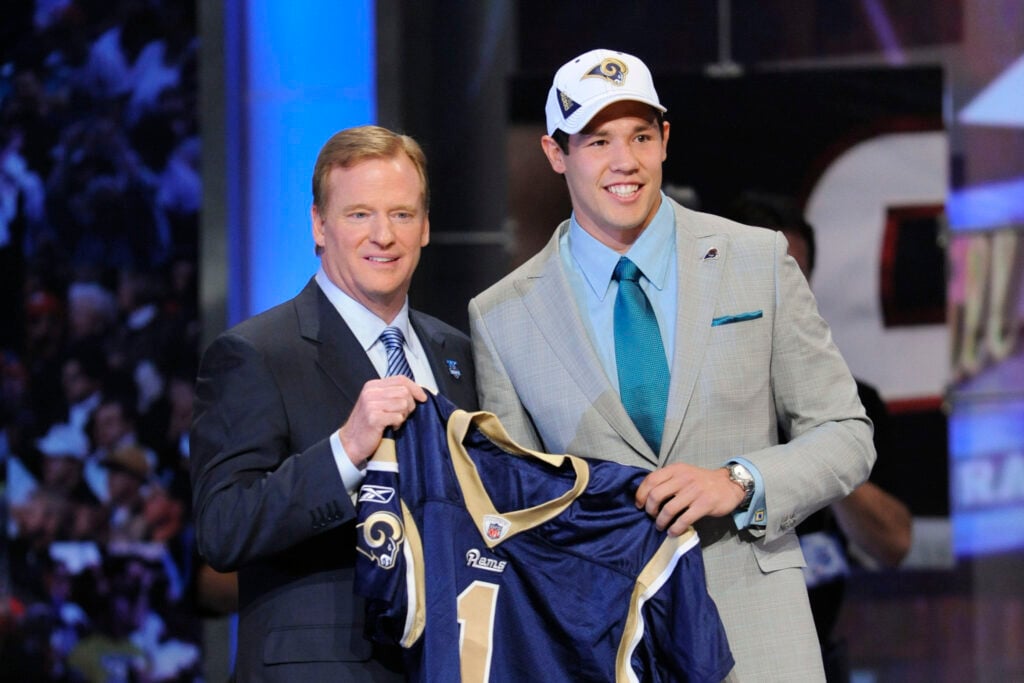 NFL Rookie Salary (Updated 2024) How Much Do NFL Draft Picks Get Paid?