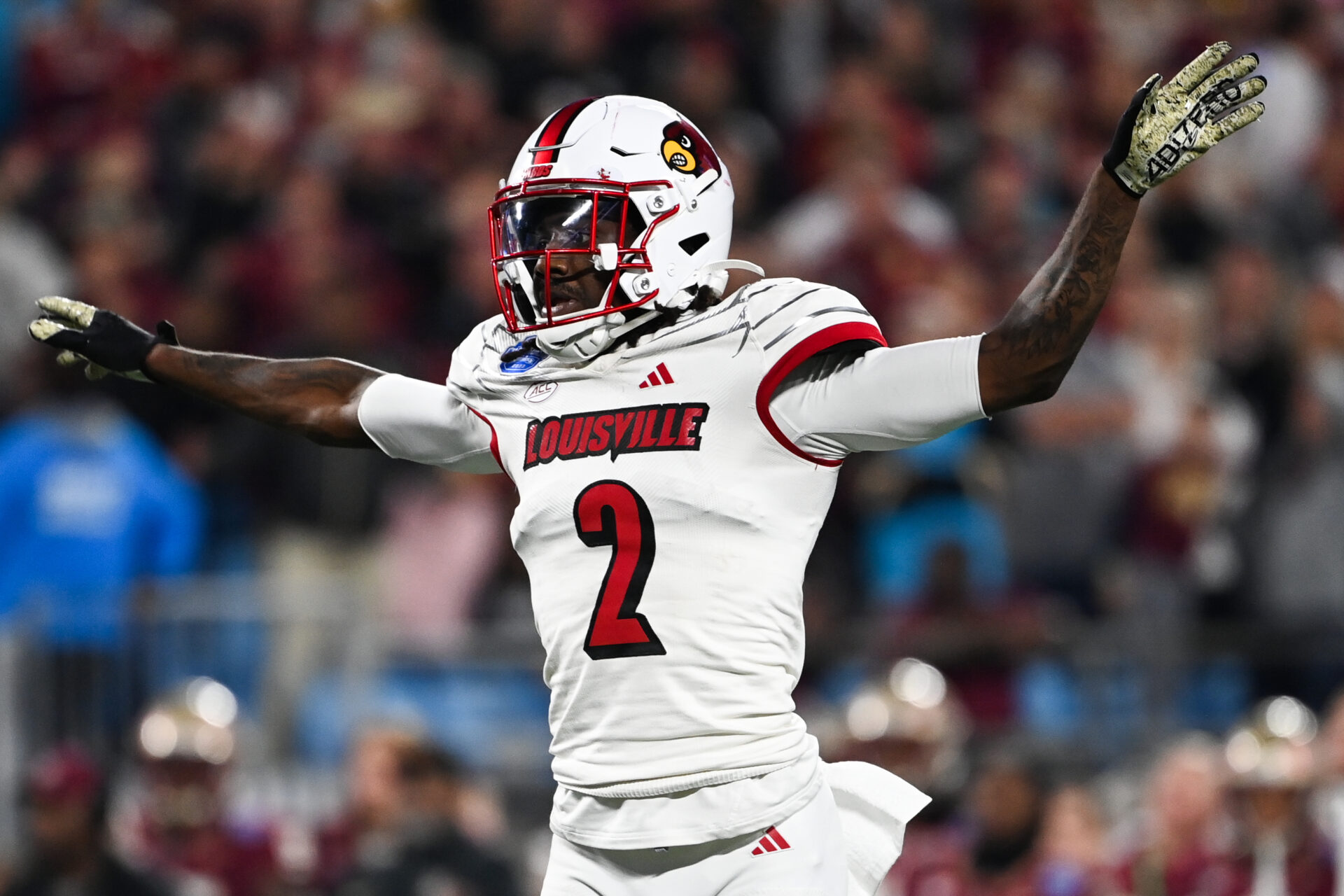 Louisville Cardinals defensive back Jarvis Brownlee Jr. (2) reacts in the second quarter against the Florida State Seminoles at Bank of America Stadium.