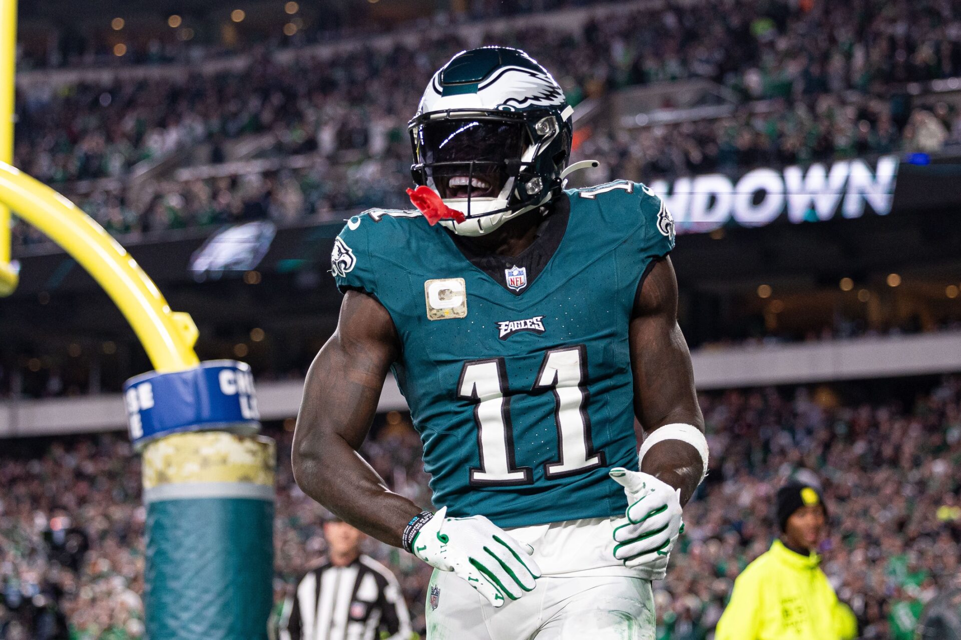 A.J. Brown’s Contract Details Eagles WR Reportedly Lands 96 Million