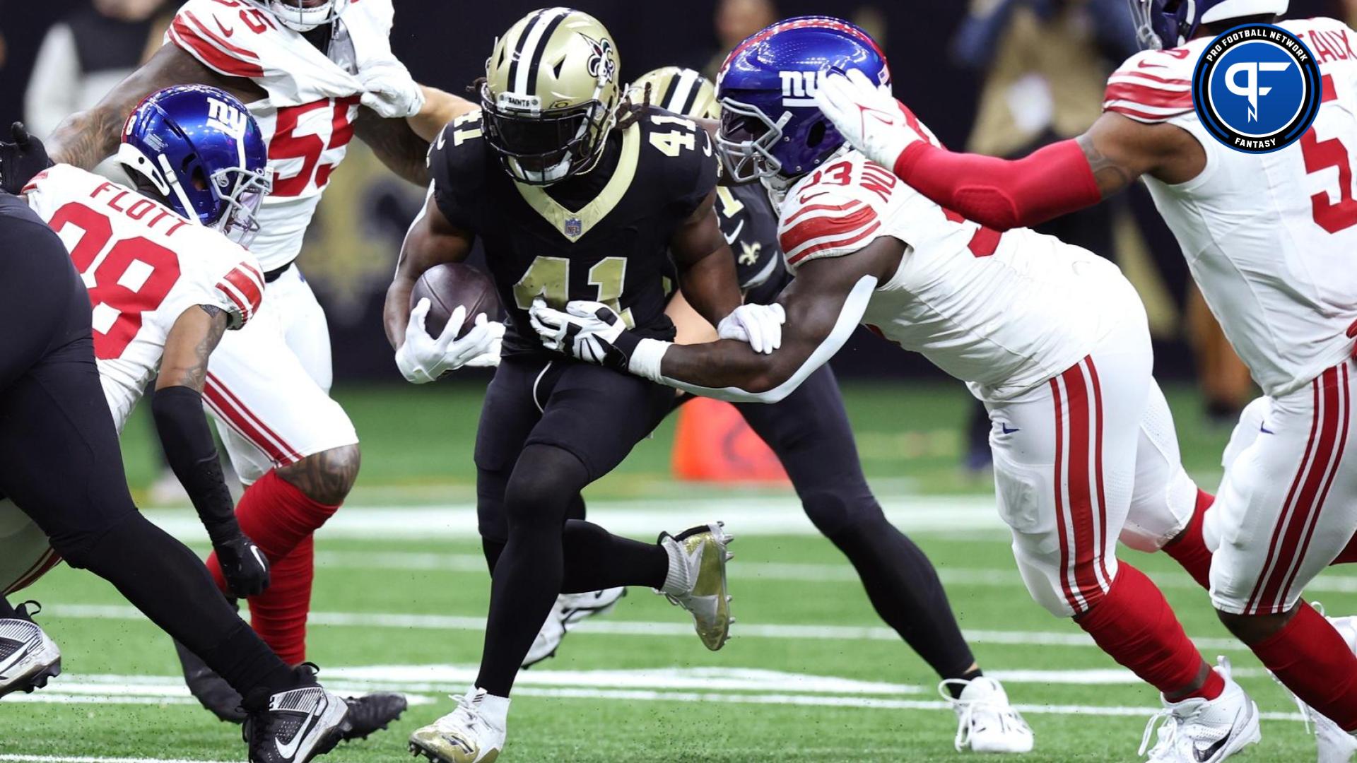 Alvin Kamara’s Fantasy Outlook: Here’s Why Now Is the Time to Fade Him