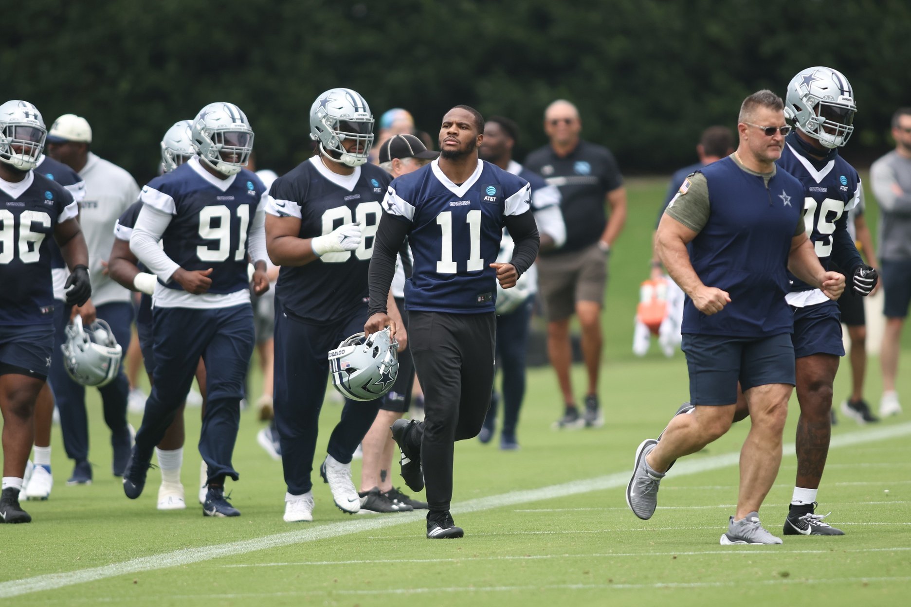 Micah Parsons Defends Absence From Cowboys Minicamp, Addresses CeeDee  Lamb's Pending Deal