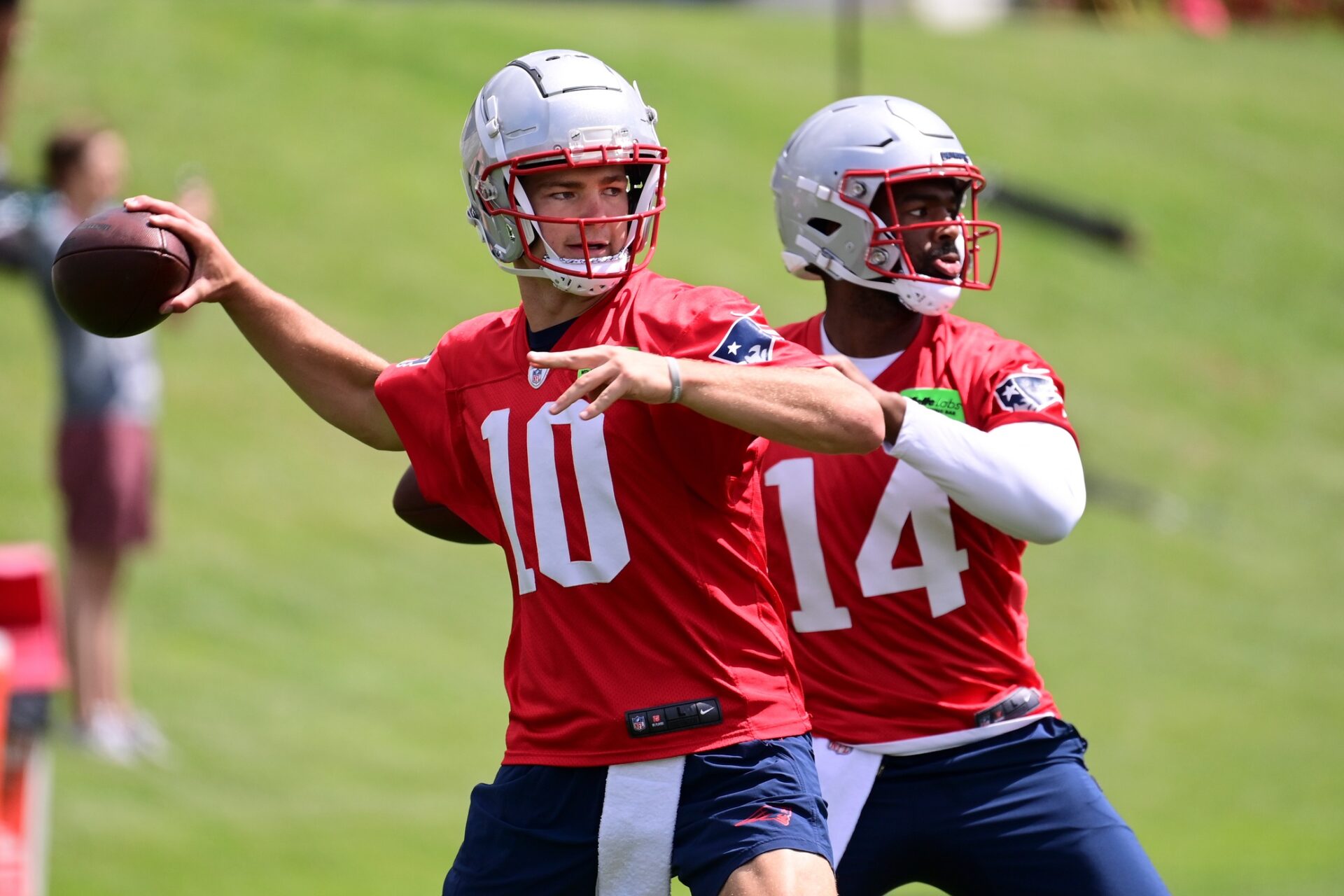 Patriots Notes: 7 Lingering Questions As Players, Coaches Begin Summer ...