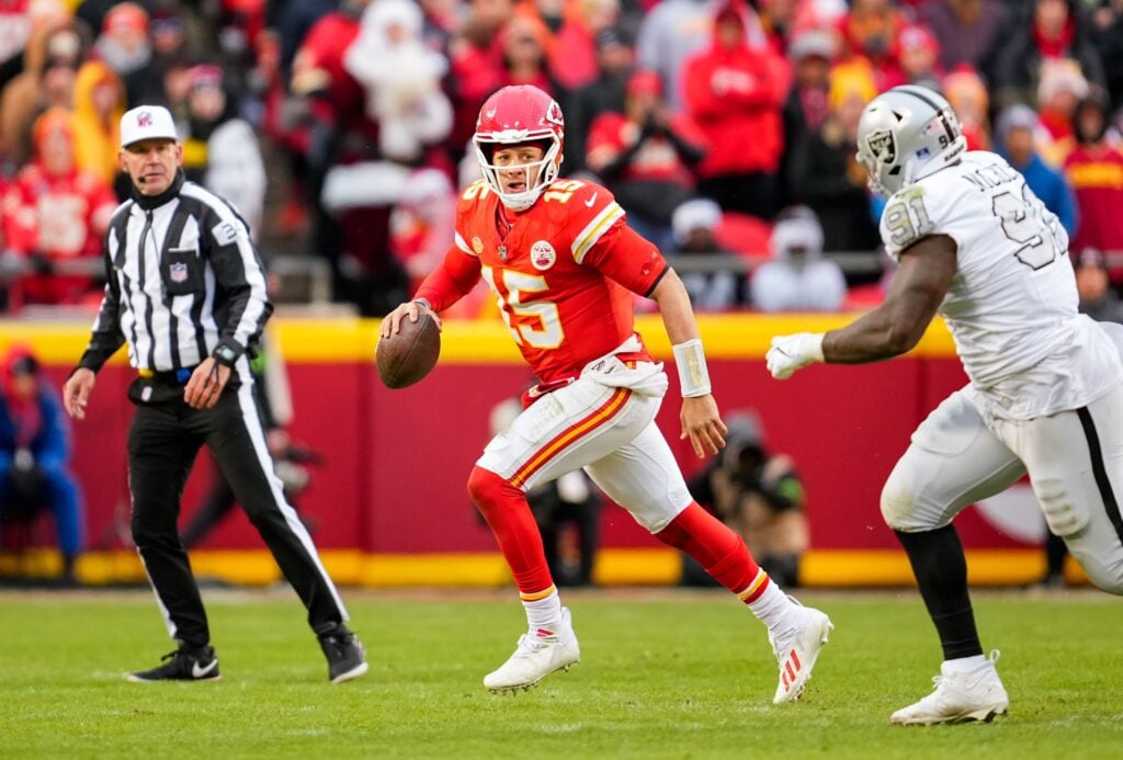 NFL Betting Power Rankings: Where Do the Chiefs, Dolphins, Bears, and ...