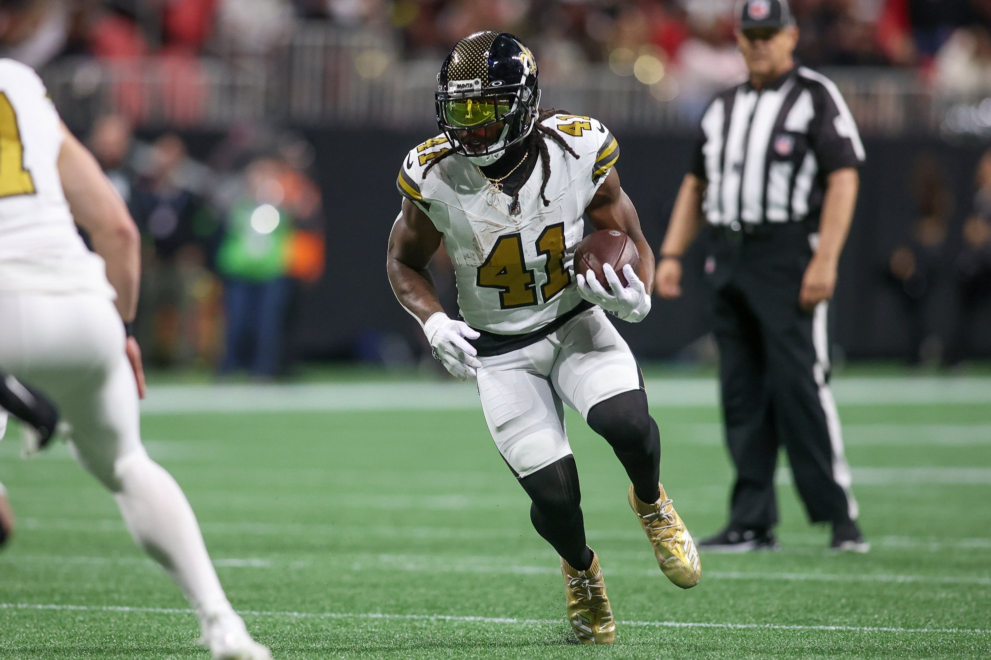 1 NFL Player Who Could Be Traded on Every NFC South Team This Season: Alvin Kamara, Joe Tryon-Shoyinka, and Others