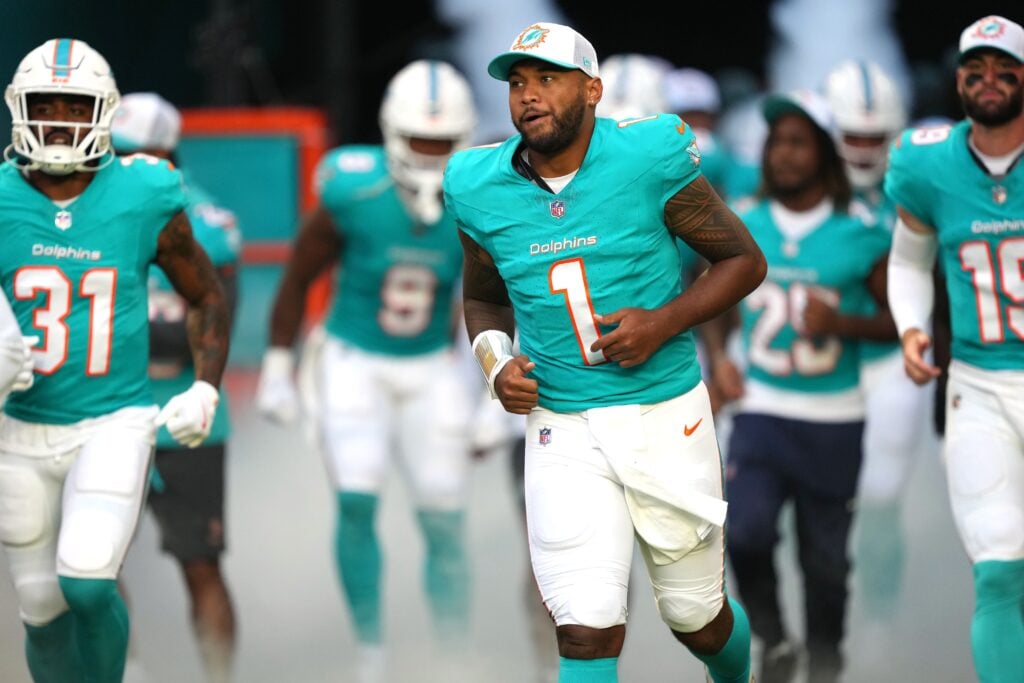 Miami Dolphins vs. Tampa Bay Buccaneers Inactives Mike McDaniel's Plan